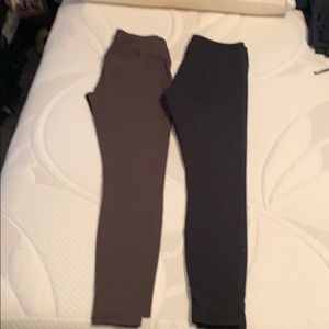 Fabletics leggings set of 2